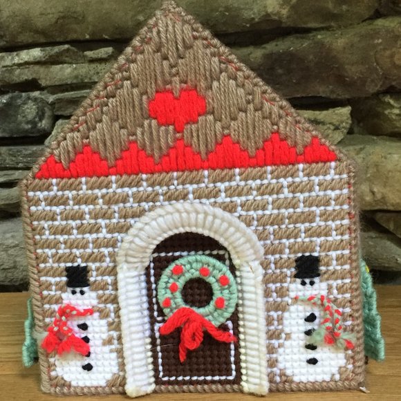 Yarn Christmas House Hand Crafted Card Keeper Box - Picture 2 of 10